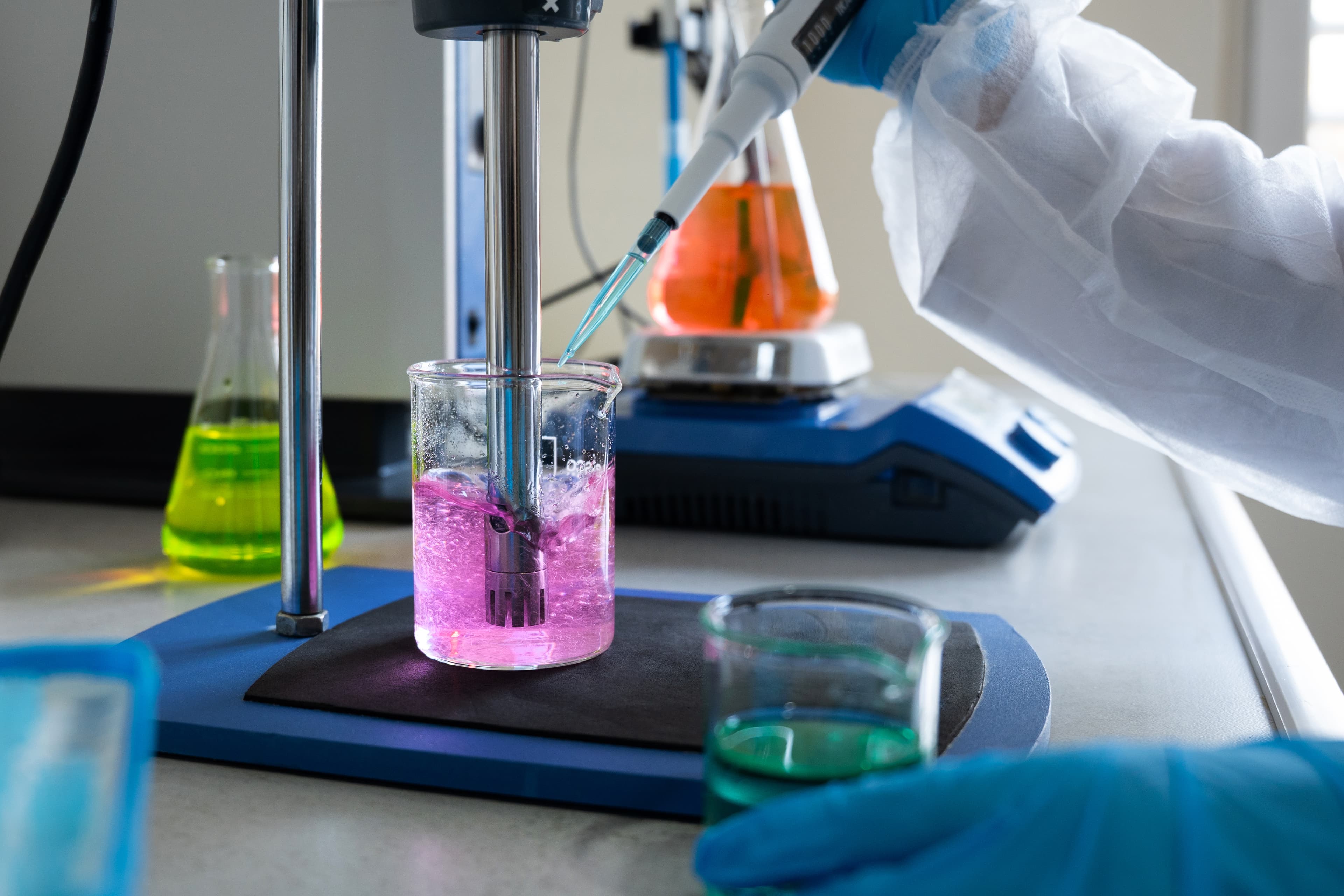 Laboratory equipment and sample preparation in a research and development setting